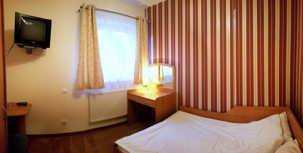 Hotel Marco Plonsk Szkolna 115 Εξωτερικό φωτογραφία